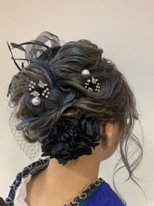 ヘアセット、アレンジにはデザインカラーがかわいい